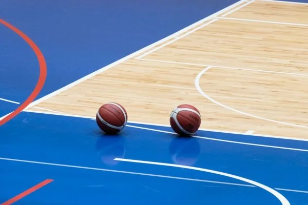 NBA训练营启幕孟菲斯灰熊莫兰特新赛季西部竞争格局前瞻分析